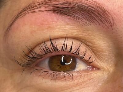 Réhaussement de cils + teinture + lash botox