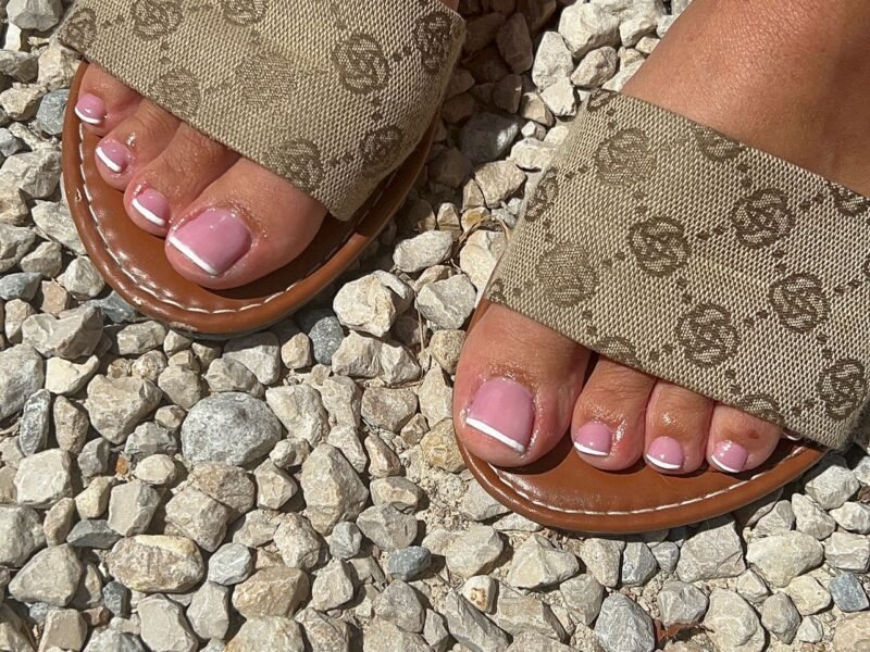 Semi permanent pieds